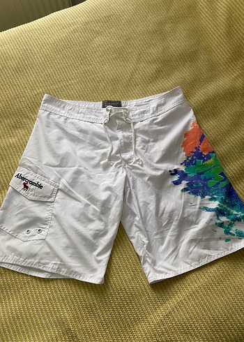 Abercrombie & Fitch m