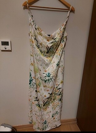 Zara saten elbise 