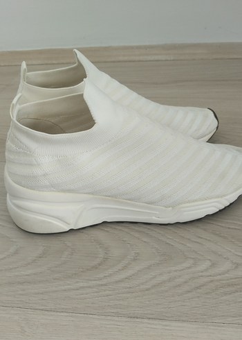 Derimod Beyaz Kadın Dolgu Topuklu Sneakers