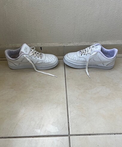 37 Beden beyaz Renk Nike Spor Ayakkabı