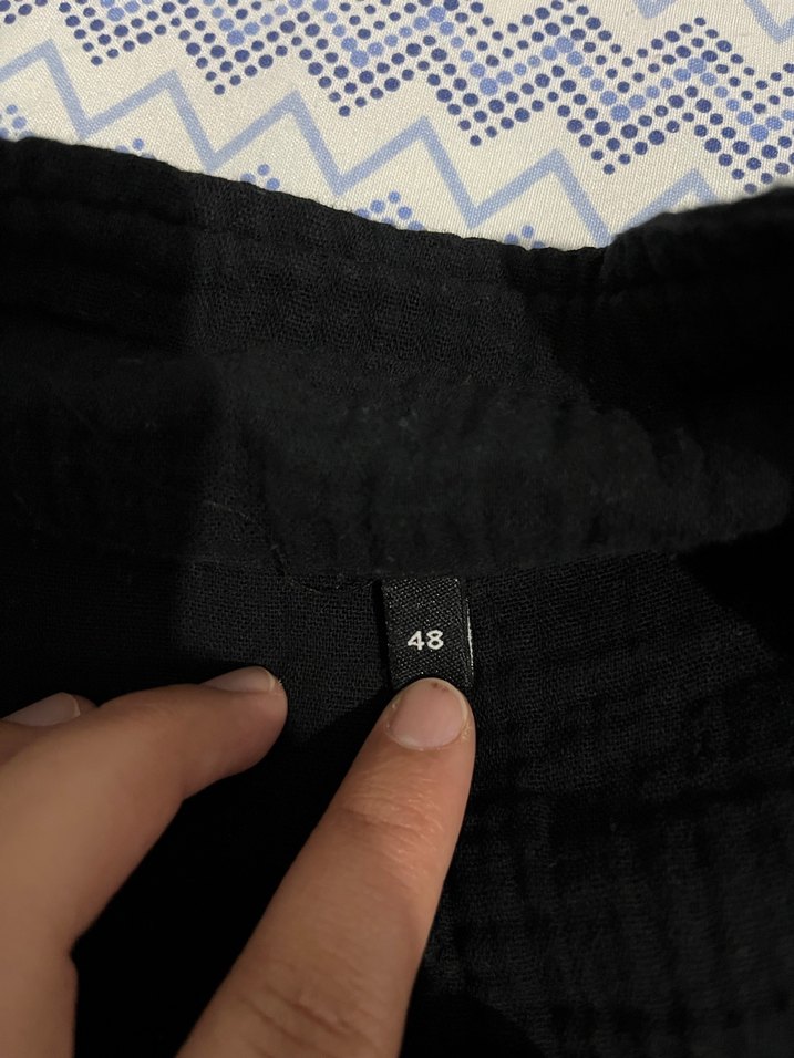 Siyah Kısa Kollu Düğmeli Keten Tulum - Görsel 5