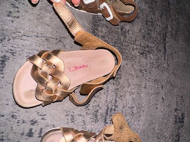 Zara Çocuk sandaletler 22-23 numaralar