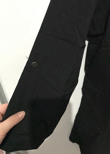 Siyah V Yaka Fermuarlı Kadın Bluz - Görsel 3