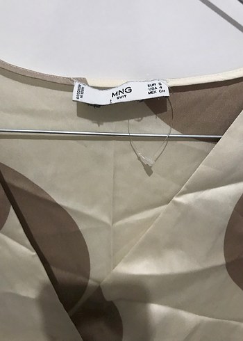 Krem V Yaka Kısa Kollu Kadın Elbise - Görsel 2