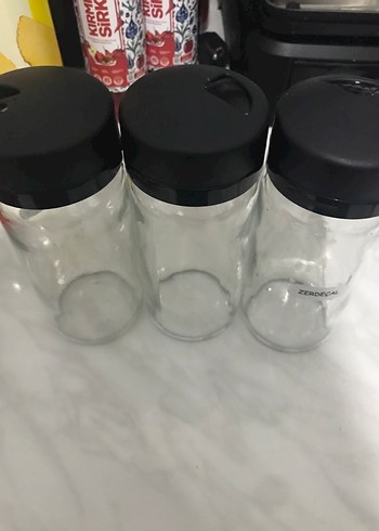 Siyah Kapaklı Cam Baharat  Seti - Görsel 2