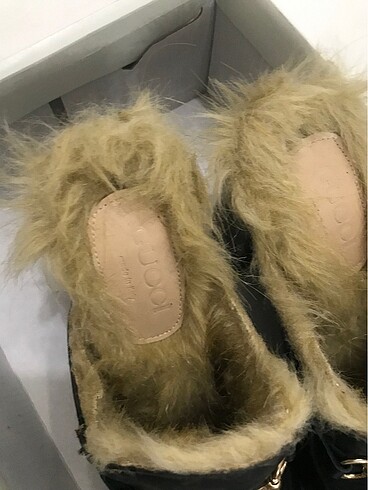 Gucci Deri terlik