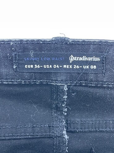 36 Beden siyah Renk Stradivarius Jean / Kot %70 İndirimli.