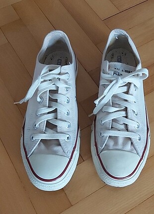 40 numara krem rengi converse all star ayakkabı