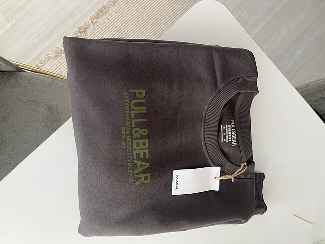 Pull and Bear Pull and Bear Sweatshirt