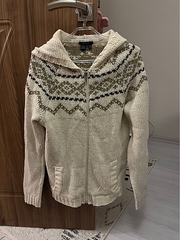 Zara Hırka
