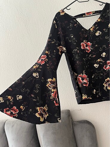 H&M İspanyol Kol Bluz