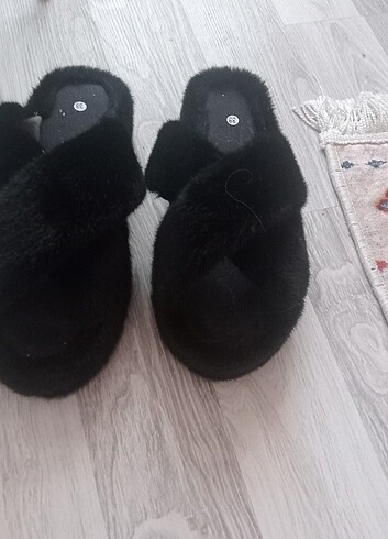 Peluş terlik 