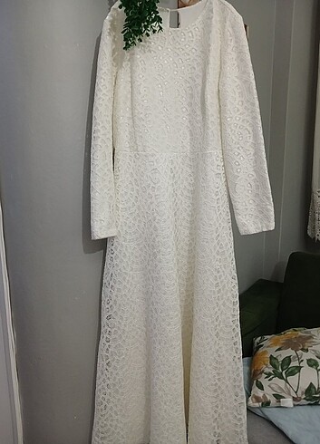 40 Beden Beyaz dantelli elbise