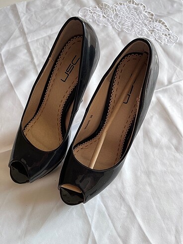 38 Beden siyah Renk Çok şık topuklu ayakkabı