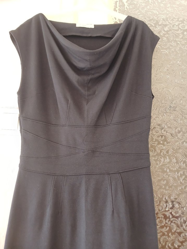 siyah Drapeli Kolsuz Midi Ofis Elbisesi - Görsel 2