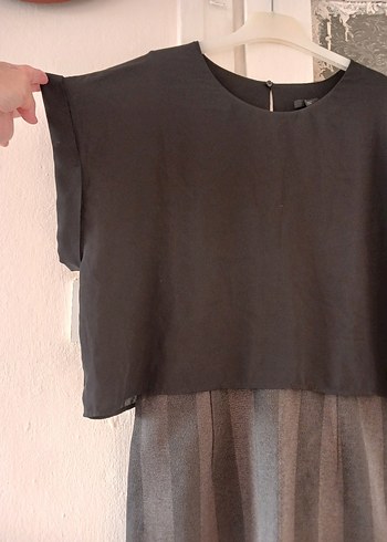 siyah üstü şifon kısa kollu elbise - Görsel 2