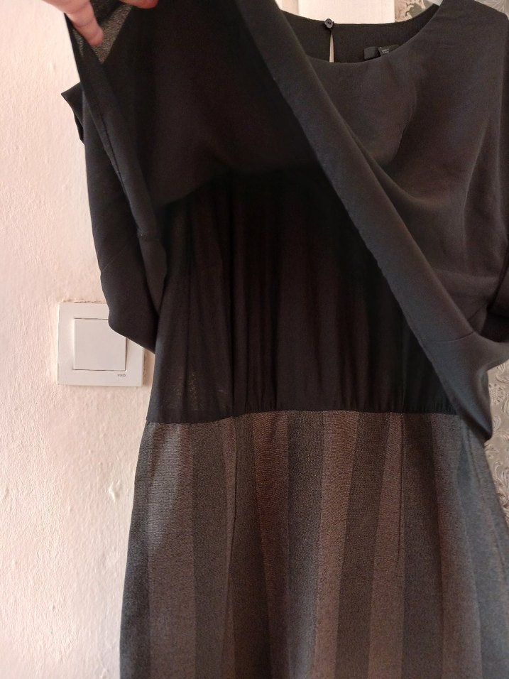 siyah üstü şifon kısa kollu elbise - Görsel 4