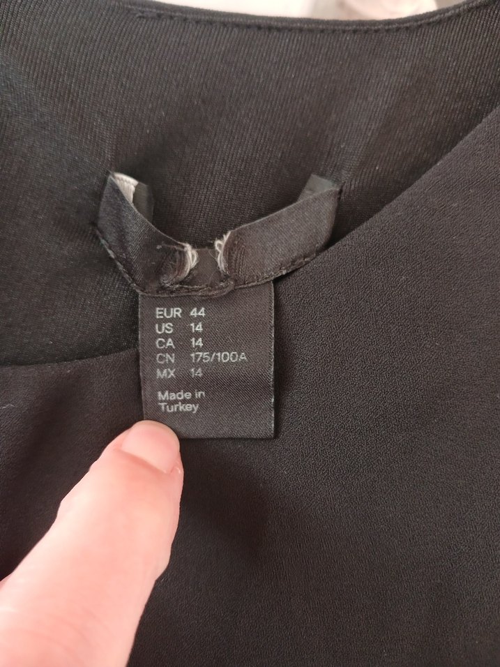 siyah üstü şifon kısa kollu elbise - Görsel 5