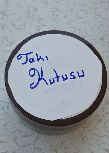 VINTAGE TAKI KUTUSU