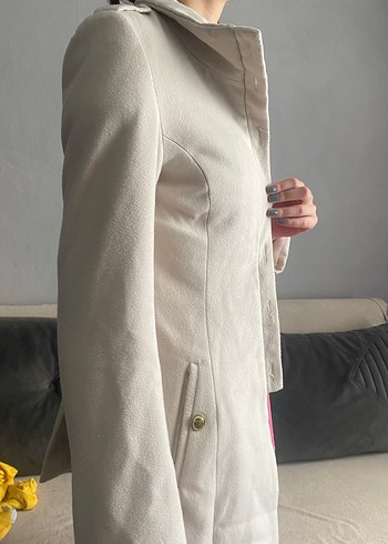 Düğmeli Beyaz Midi Kadın Kaban - Görsel 4