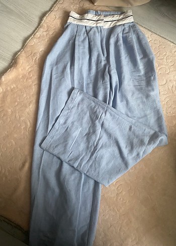 Beyaz Kemerli Mavi Keten Kadın Pantolon - Görsel 2