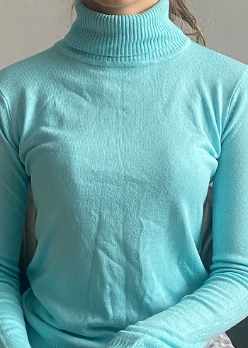 Turkuaz Kadın Boğazlı İnce Triko Kazak - Görsel 3
