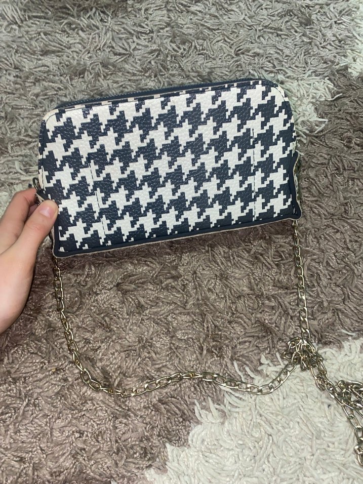 Zincirli kazayağı desenli çanta - Görsel 3