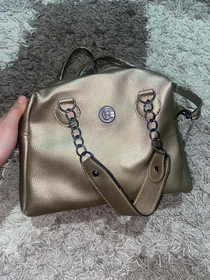 Zincir Detaylı parlak altın rengi çanta - Görsel 3