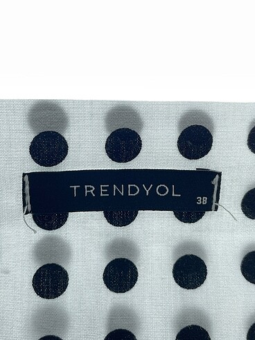 38 Beden beyaz Renk Trendyol & Milla Mini Etek %70 İndirimli.