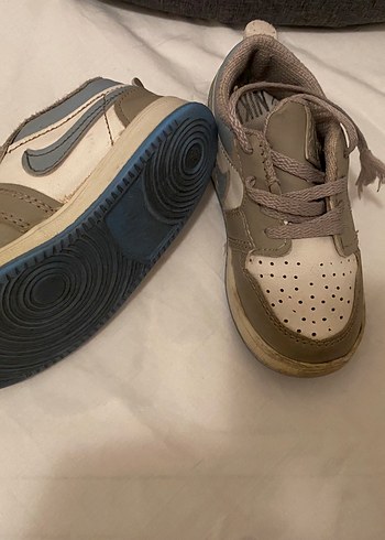 25 Beden Bej Bağcıklı çocuk Sneakers