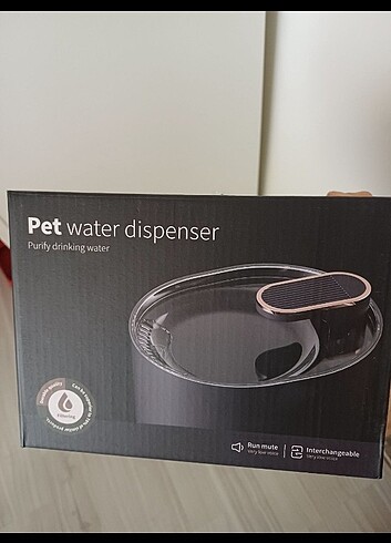 Pet su sebili
