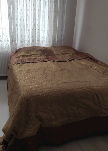 Parlak Kahverengi Düz Yatak Örtüsü takımı