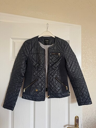 Zara mont