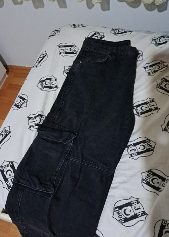 siyah kargo pantolon - Görsel 2