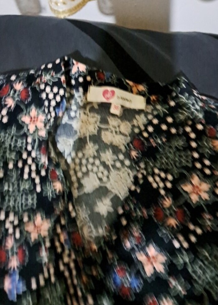 çicekli kadife elbise  - Görsel 3