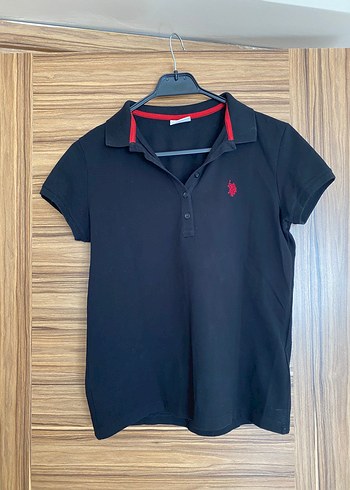 Kız Siyah Düğmeli Polo Yaka Tişört