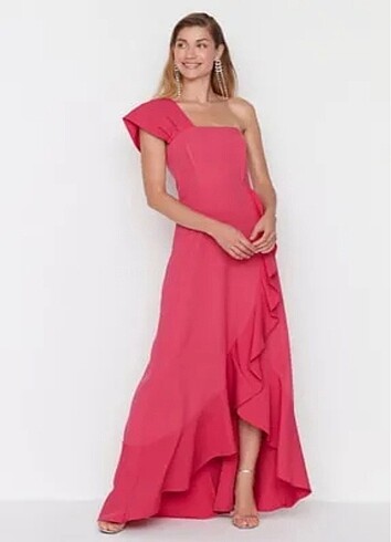 Pembe abiye elbise
