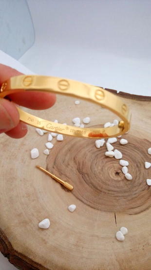 Cartier bileklik