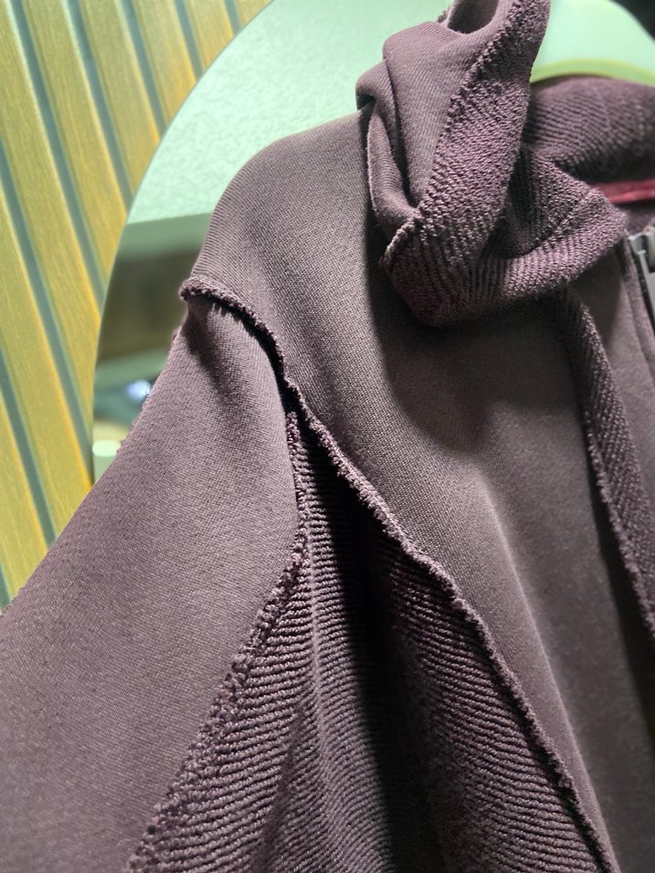 Siyah Kapüşonlu Fermuarlı Salaş Hamile Mont - Görsel 3