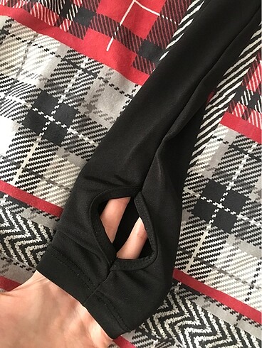 xs Beden Trendyolmila spor üst
