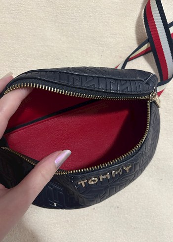 Tommy hilfiger bel çantası. - Görsel 7