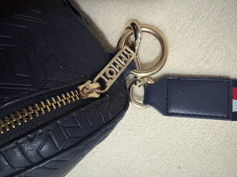 Tommy hilfiger bel çantası. - Görsel 5