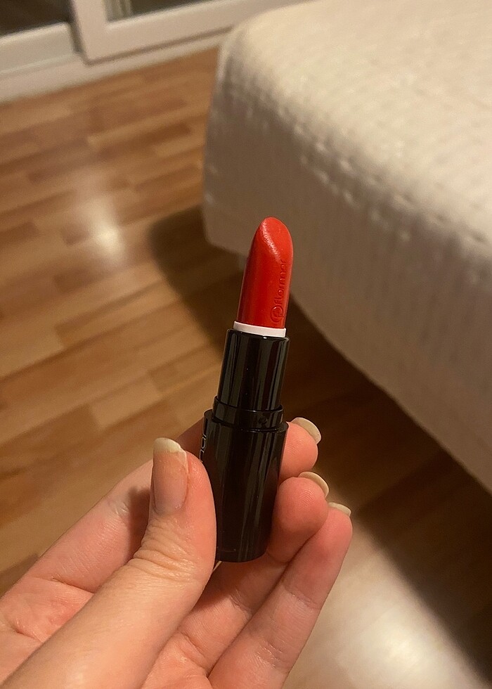 Flormar kırmızı ruj - Görsel 3