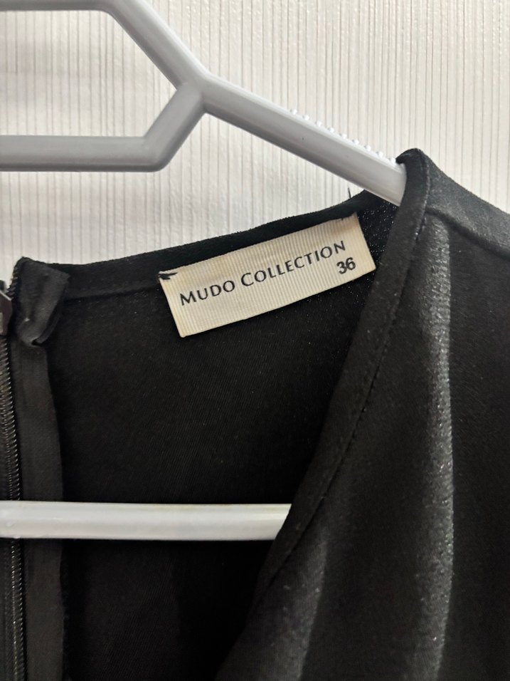 Siyah Uzun Kollu V Yaka Midi Tunik - Görsel 2