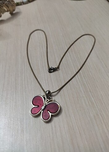 American Vintage Kırmızı mineli kolye