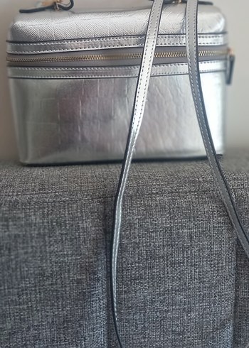  Beden gri rengi Yılan Desenli Fermuarlı Kadın Çanta