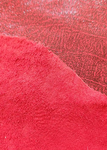 Kırmızı Hakiki Deri Parçaları - Görsel 3