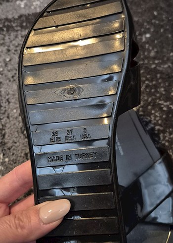 Siyah Kadın Terlik - Görsel 3