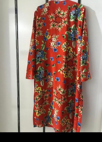 Çiçek Desenli takim - Görsel 2