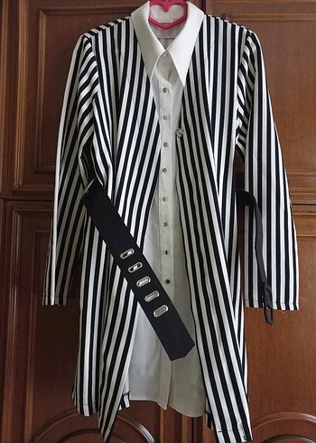 Kendinden gömlekli çizgili uzun ceket - Görsel 2